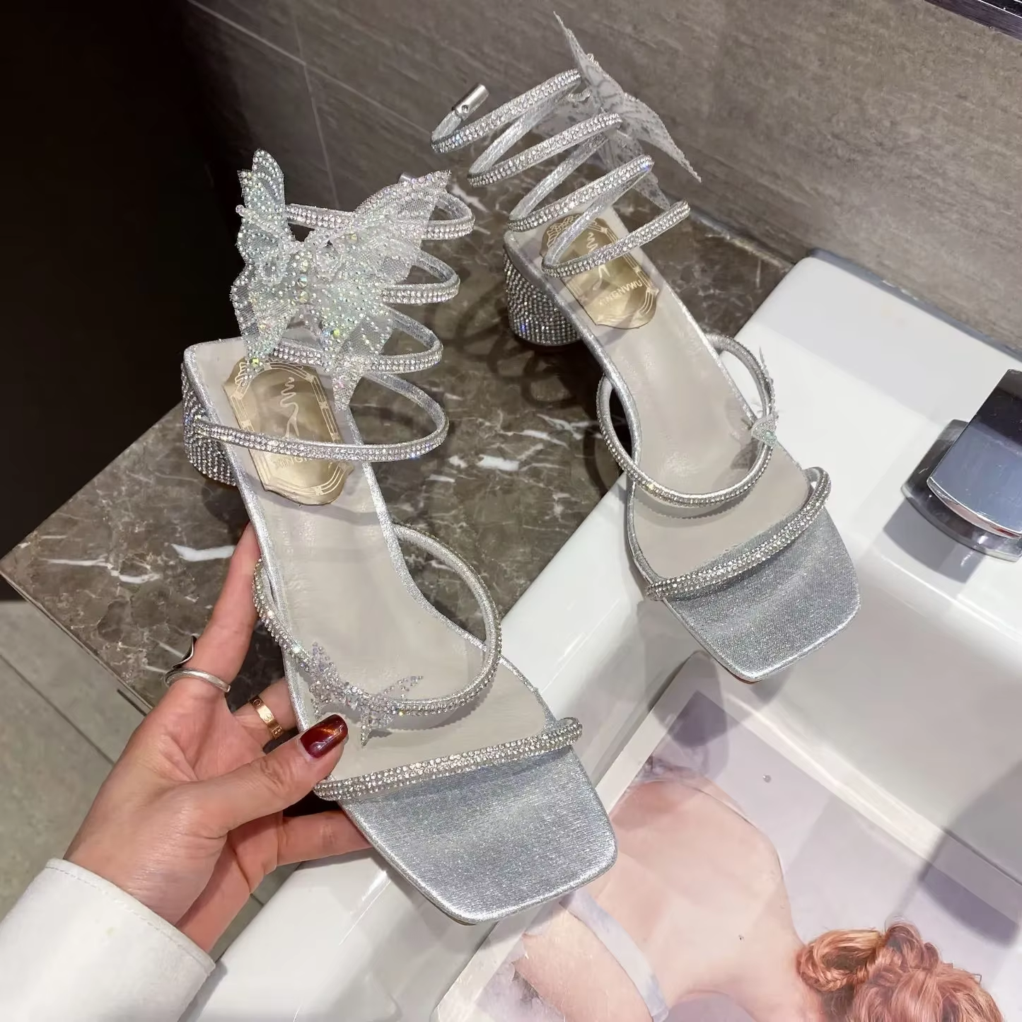 2024 Summer Luxury Women Sandals Crystal Square Head Gold Rhinestone Snake Pattern High Heels Wedding Party Shoes